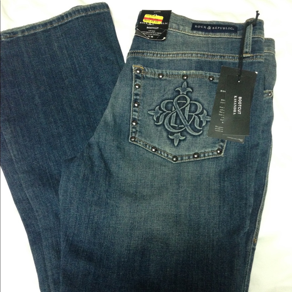 Rock & Republic bootcut jeans NWT